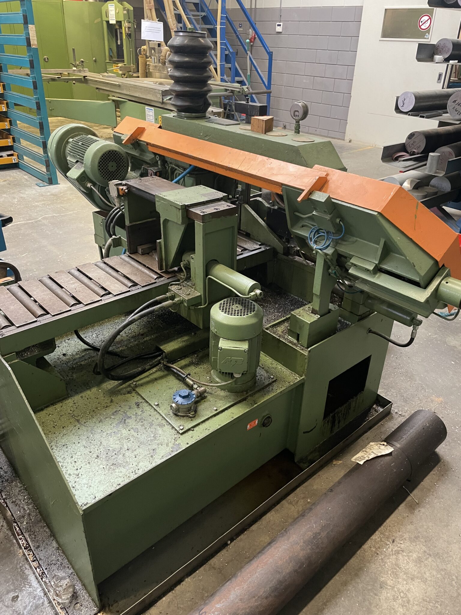 Behringer HBP 220 - Wolthuis Machines