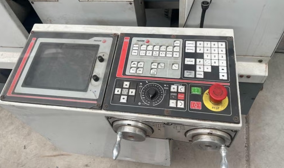 PINACHO CNC teach-in draaibank type S94C-165