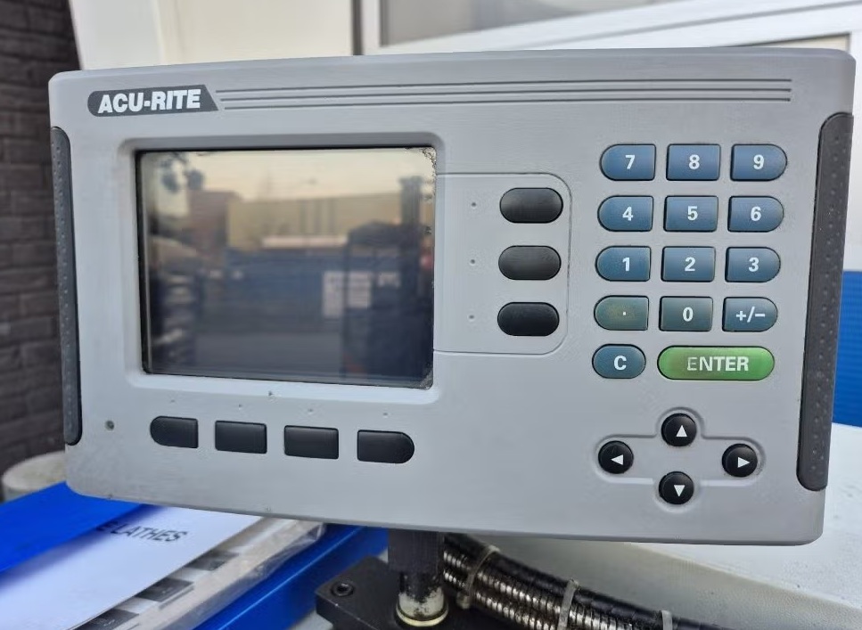 Colchester draaibank TRIUMPH 2500 VS
